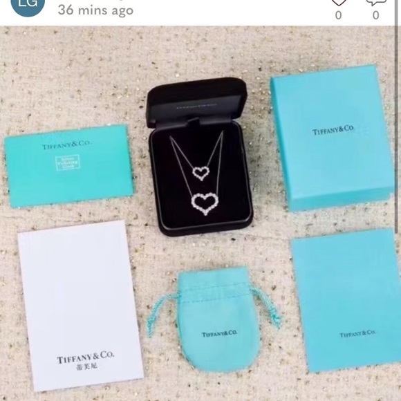 NEW SCAM on Poshmark - buyers, please be careful! - Picture 4 of 4